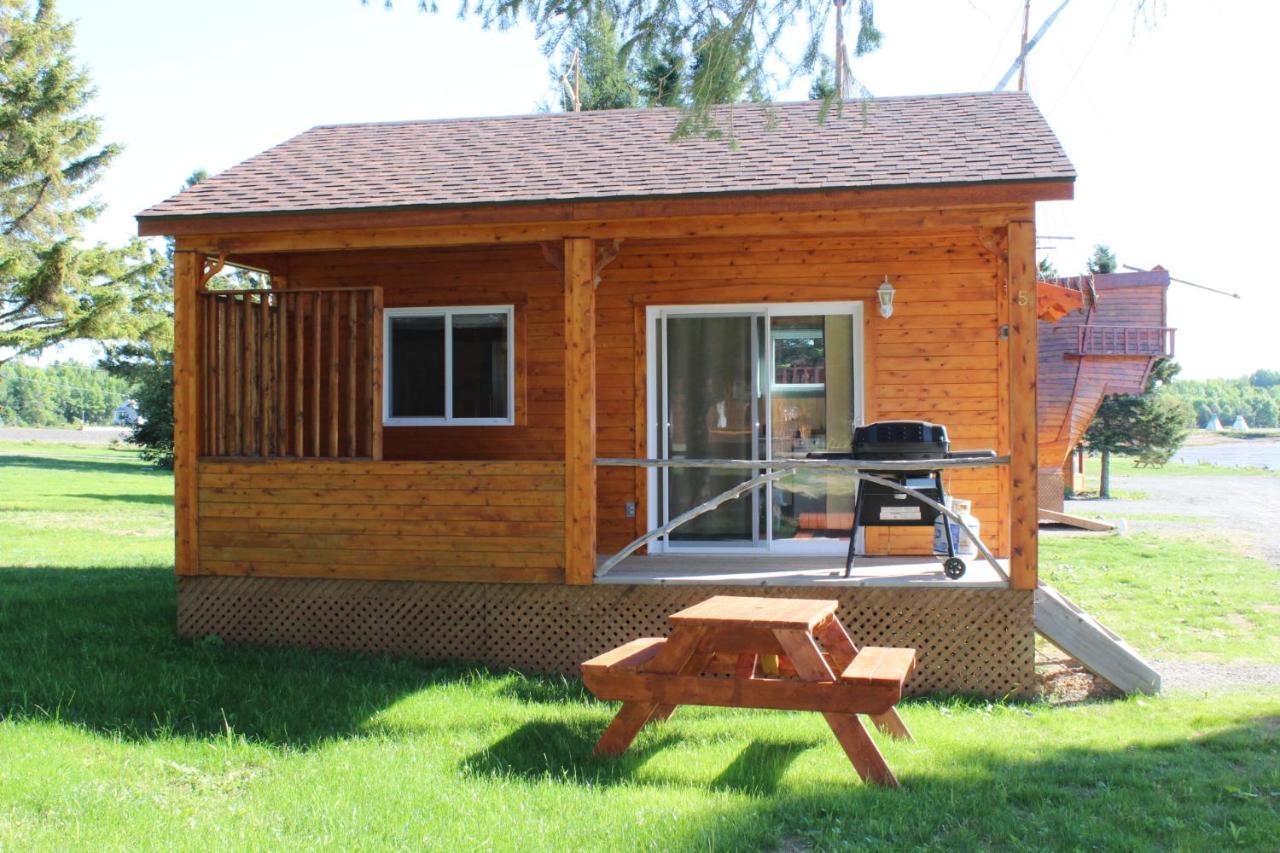 Chalets de l'Anse Ste Helene Maria Extérieur photo